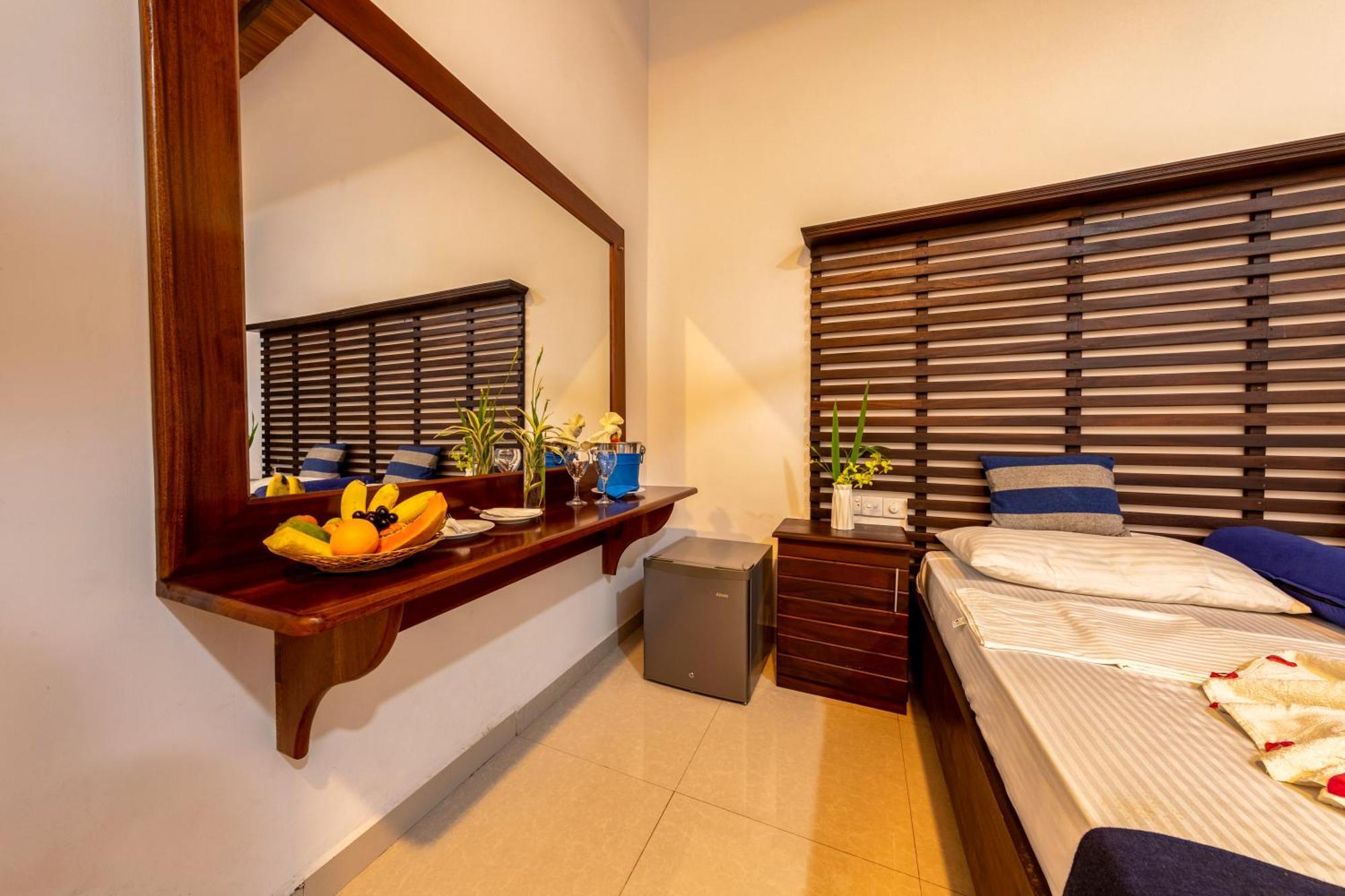 Owinmo Hotel & Reception Hall Galle Exterior photo